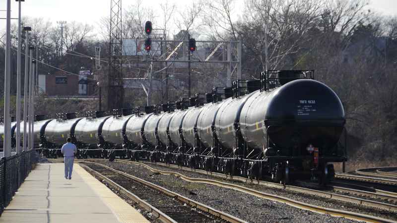 BNSF crude oil train plus others Feb 2, 2012